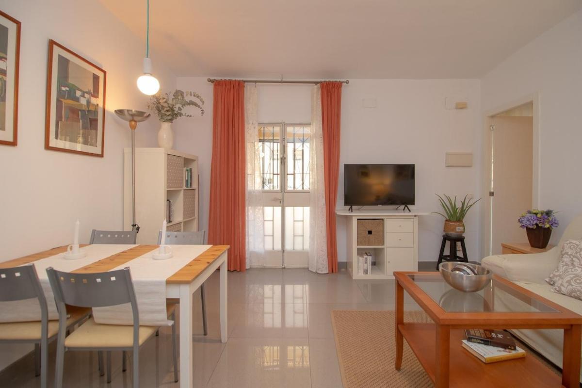C52 - Seaside 2 Bedrooms By The Center Μάλαγα Εξωτερικό φωτογραφία